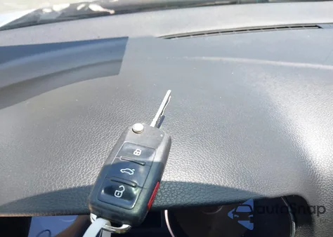 2012 Volkswagen Jetta Sportwagen 2.0L Tdi from USA, damaged, VIN 3VWPL7AJ3CM665981